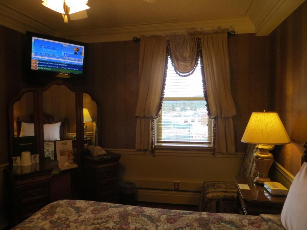 Athabasca Hotel Jasper Chambre photo